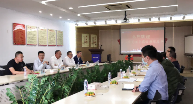 东莞市工信局与镇经发局领导莅临梦之城CITY OF DREAMS参观指导